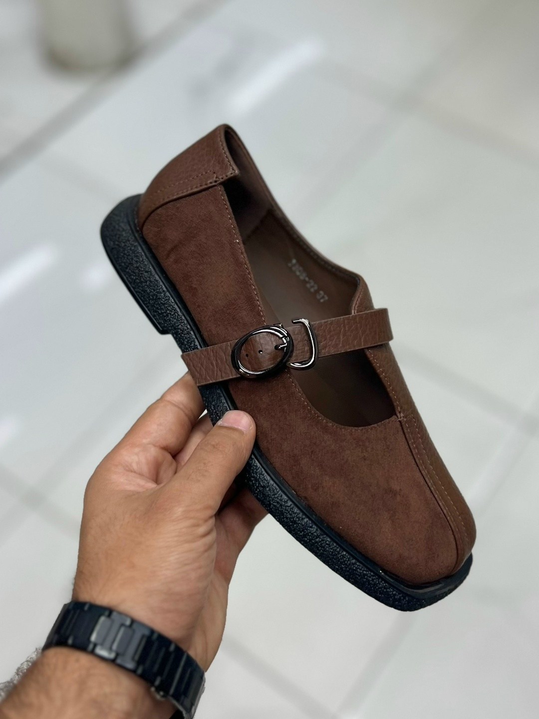 ,женская ,туфли женские,лоферы с ремешком,женские лоферы