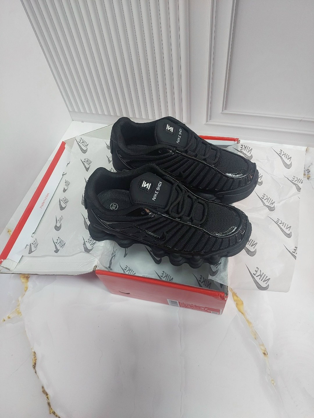 кроссовки,кроссовки nike shox tl,мужские и женские кроссовки,кроссы,кроссовки мужские nike