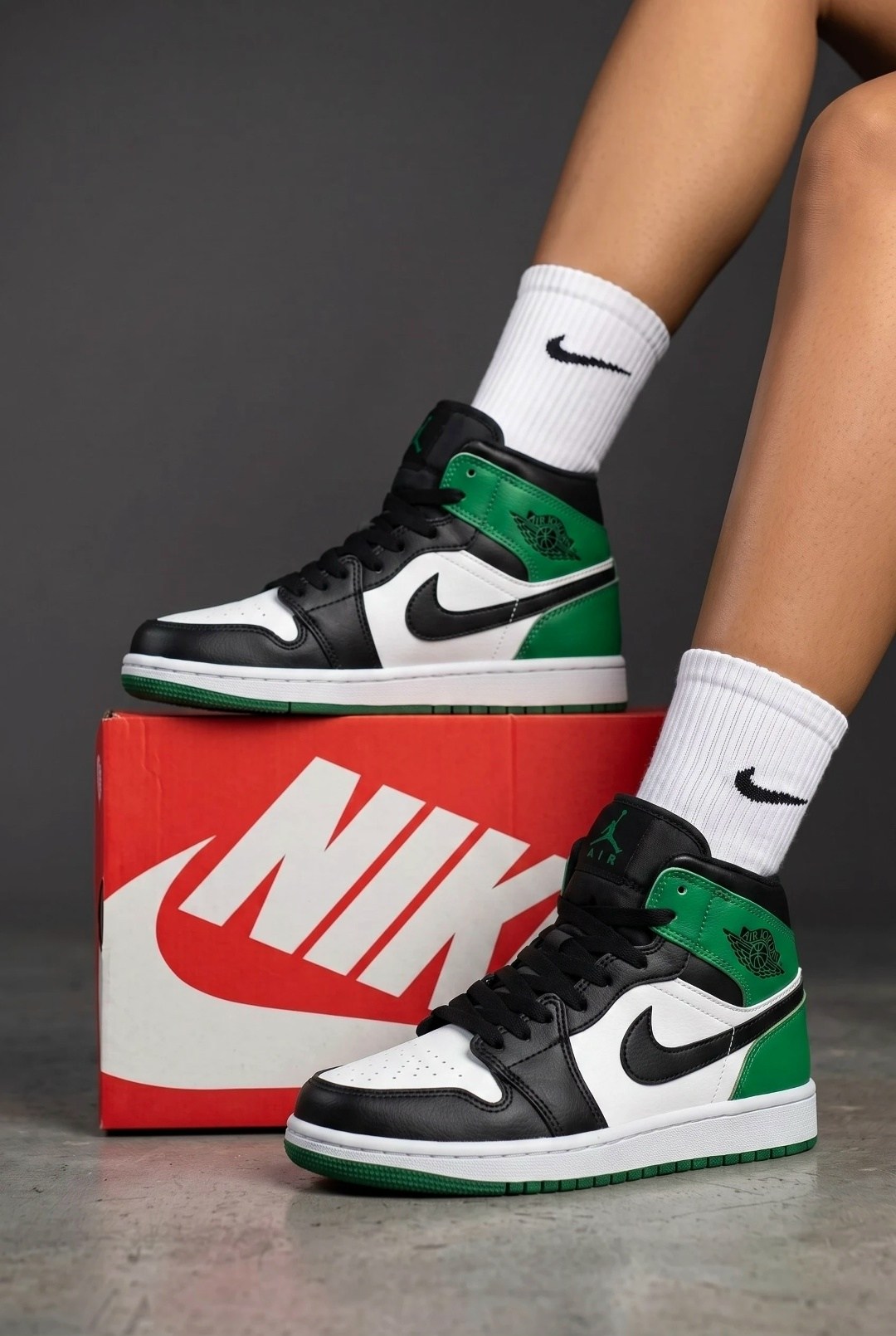 кроссовки женские nike air jordan 1,женские кроссовки nike air jordan 1 mid,кроссовки nike air jordan 1 retro high,кроссовки,женские кроссовки nike