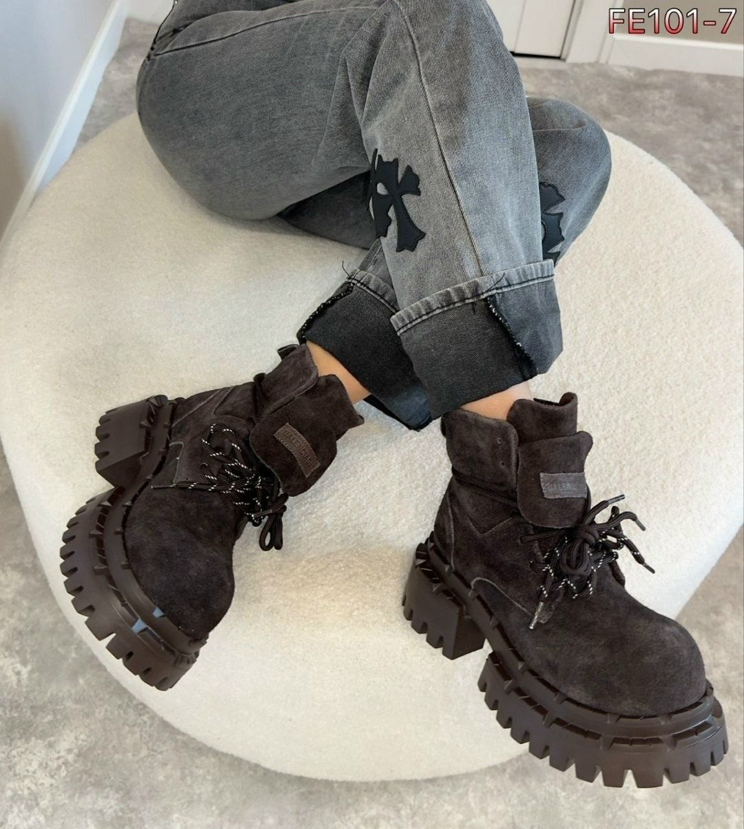 ботинки осенние balenciaga,ботинки осенние balenciaga balenciaga цвет серый гранит,ботинки осенние balenciaga premium shoes,ботинки balenciaga,