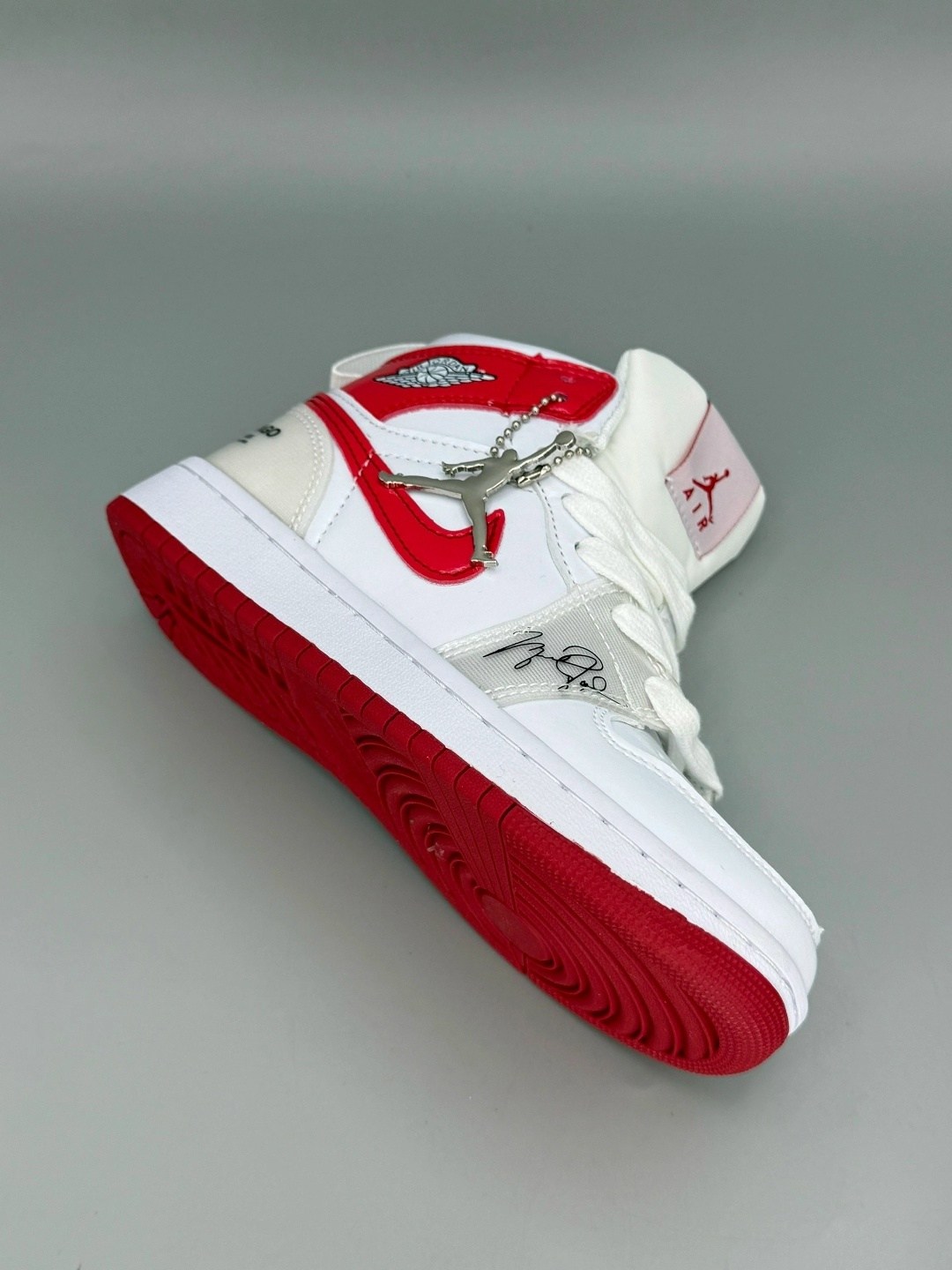 air jordan 1 mid,кроссовки air jordan 1 mid,nike air jordan 1 mid,джорданы кроссовки высокие,кроссовки