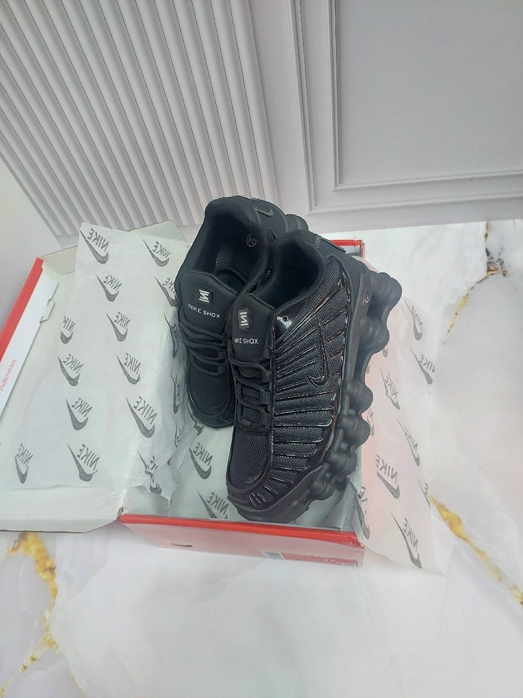 кроссовки,кроссовки nike shox tl,мужские и женские кроссовки,кроссы,кроссовки мужские nike