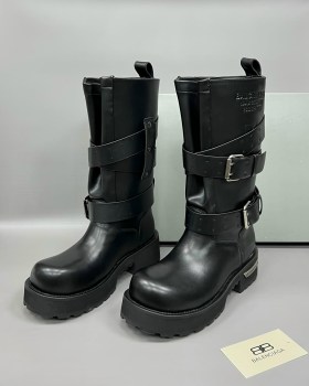 Ботинки