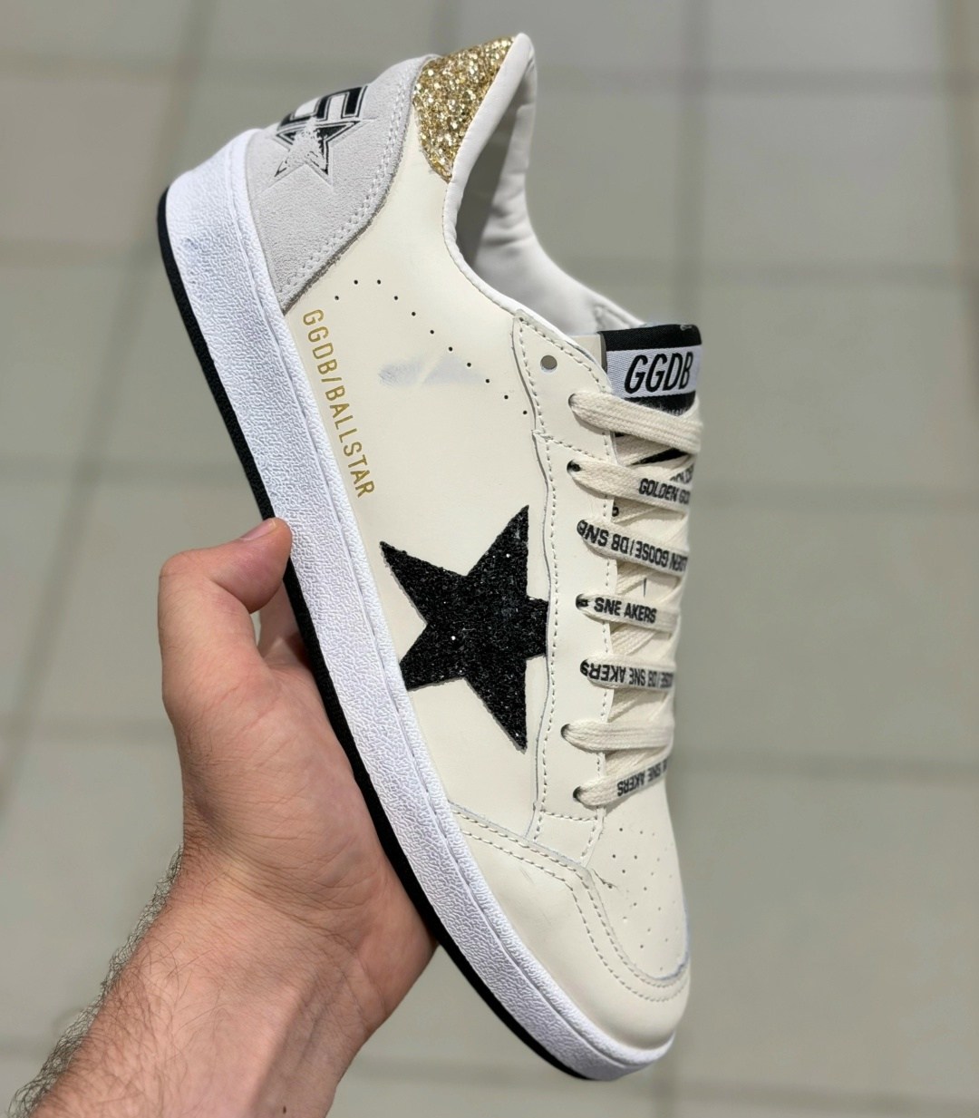golden goose кеды ball star с блестками белый,golden goose кроссовки,,кеды golden goose,голден гус кроссовки