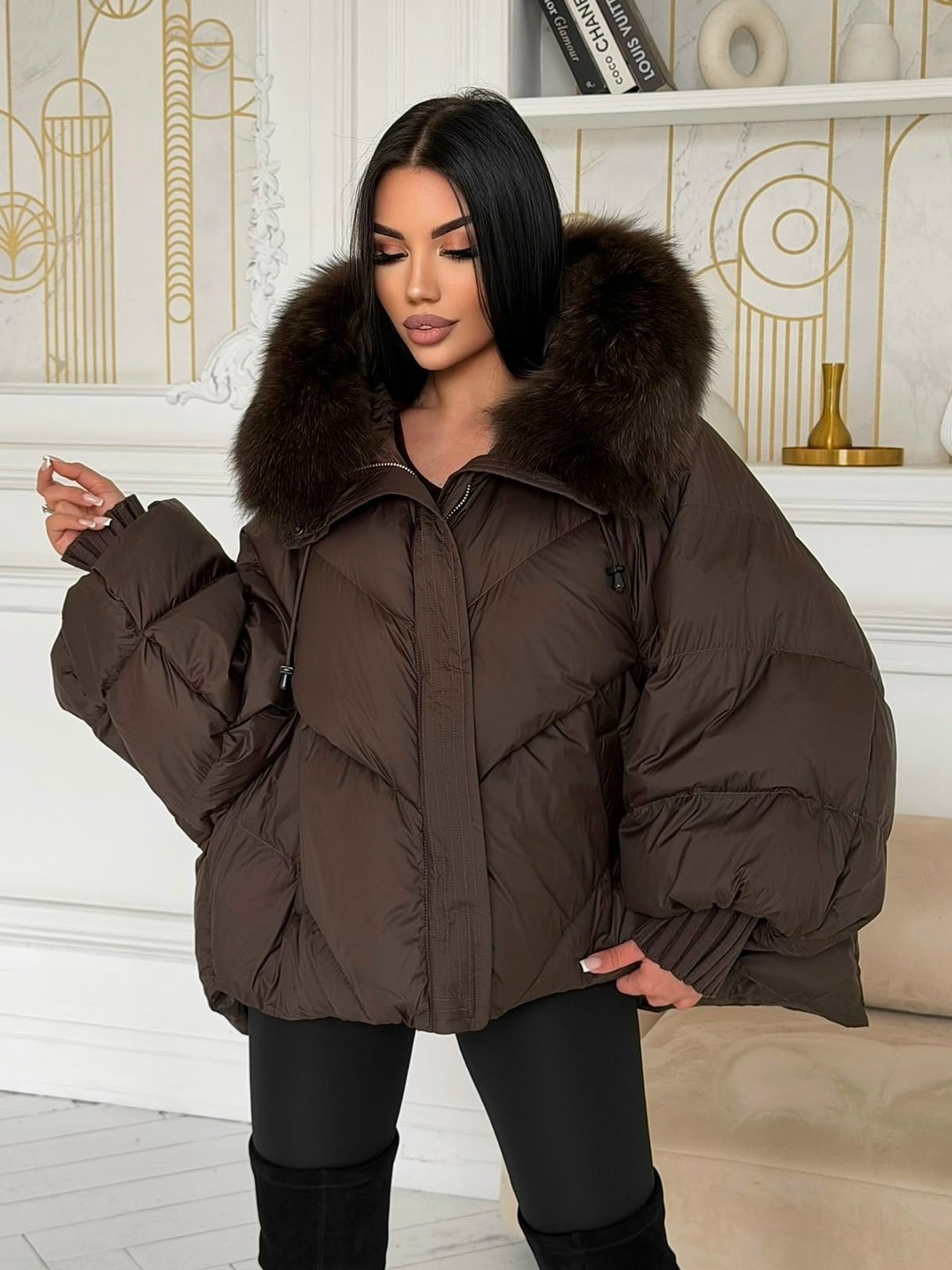 бомбическая куртка max mara с натуральным мехом,куртка с ламой мех съемный наполнитель пух,стильные куртки,куртка оверсайз,куртка с мехом натуральным