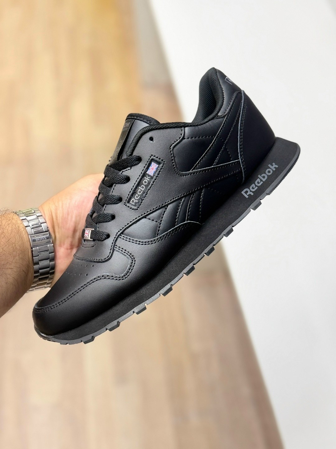 кроссовки reebok,мужские кроссовки reebok,кроссовки classic reebok,классические кожаные кроссовки reebok,мужские кроссовки reebok classic leather