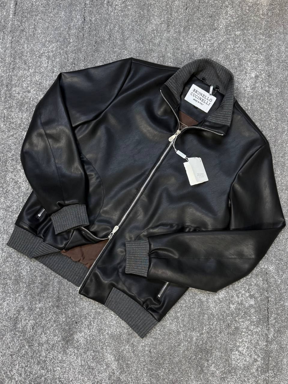 мужской кожаный бомбер dolce gabbana,кожаная куртка,кожаная куртка tom ford,мужская кожаная куртка,куртка бомбер