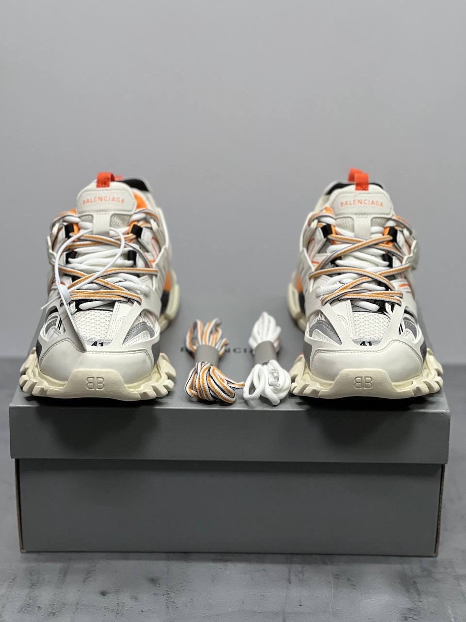 кроссовки balenciaga track,кроссовки женские balenciaga,кроссовки balenciaga track 1,balenciaga tracks orange and white,кроссовки баленсиага