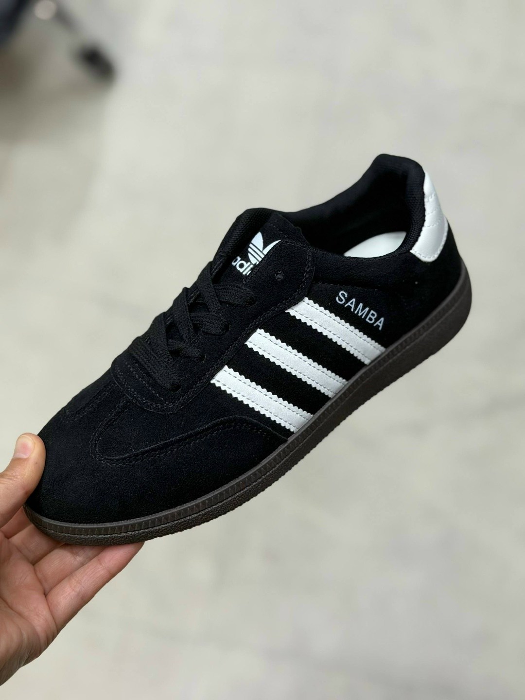 ,gazelle adidas,adidas gazelle khaki green,adidas originals handball spezial,adidas handball spezial