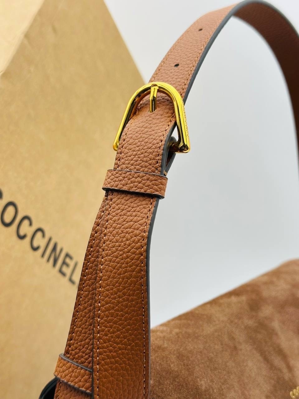 замшевая сумка,сумки коричневый,сумка coccinelle,сумка женская,коричневая замшевая сумка