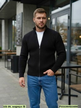 Свитер