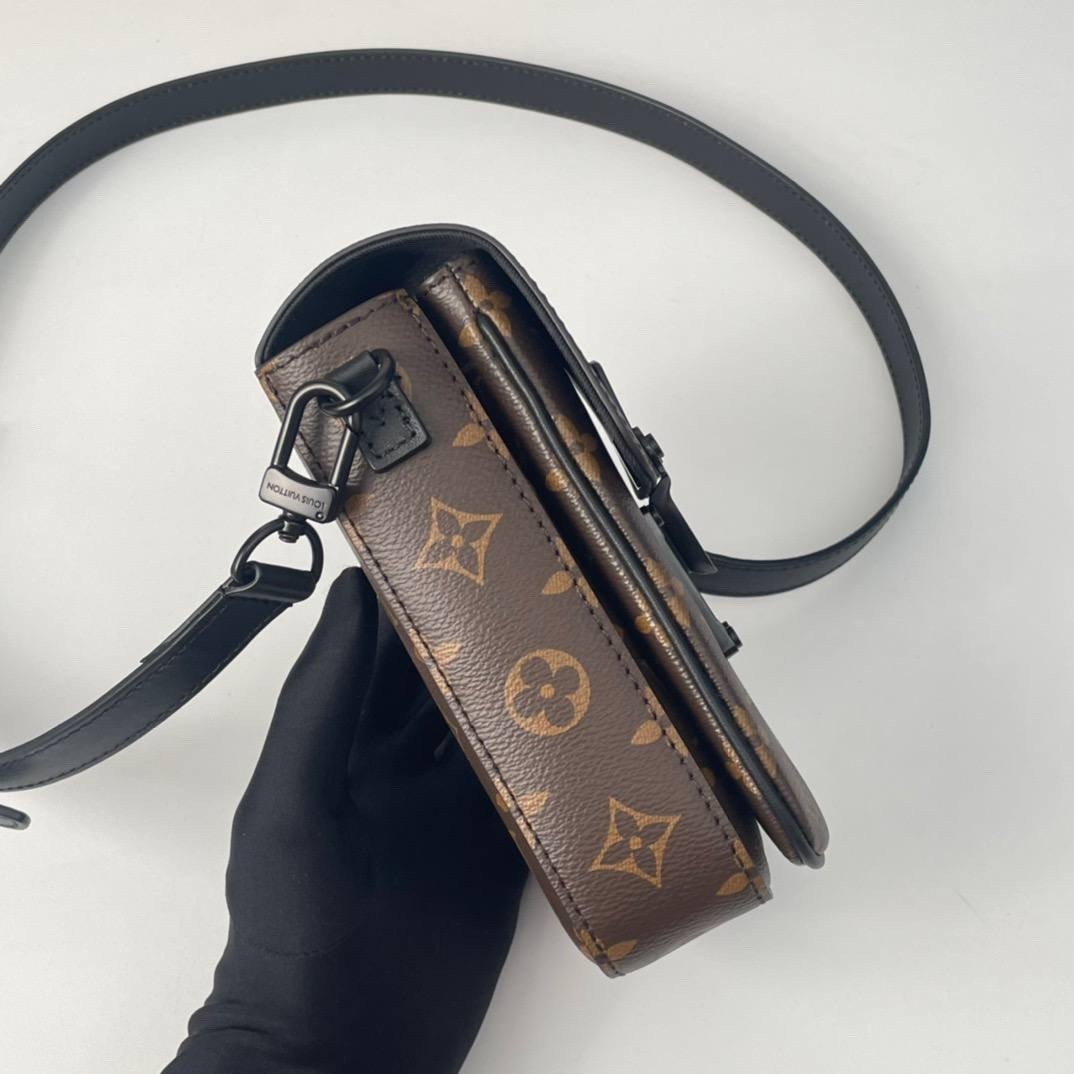 louis vuitton сумка,мужская сумка louis vuittоn s-lock monоgrаm,сумка louis vuitton мужская,мужская сумка через плечо louis vuitton s-lock monogram,louis vuitton monogram