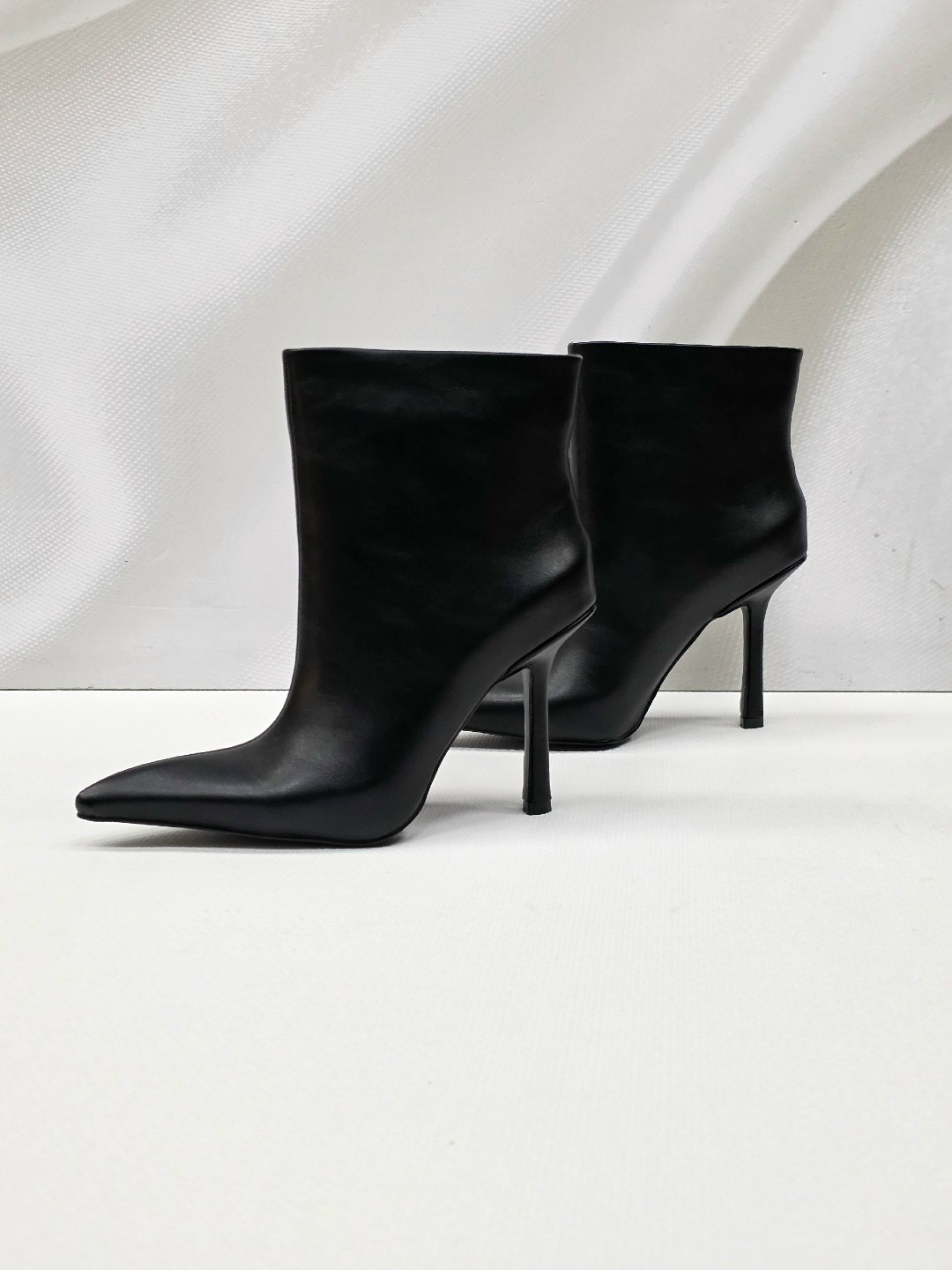 ботильоны balenciaga,,женские ботильоны, баленсиага,сапоги balenciaga