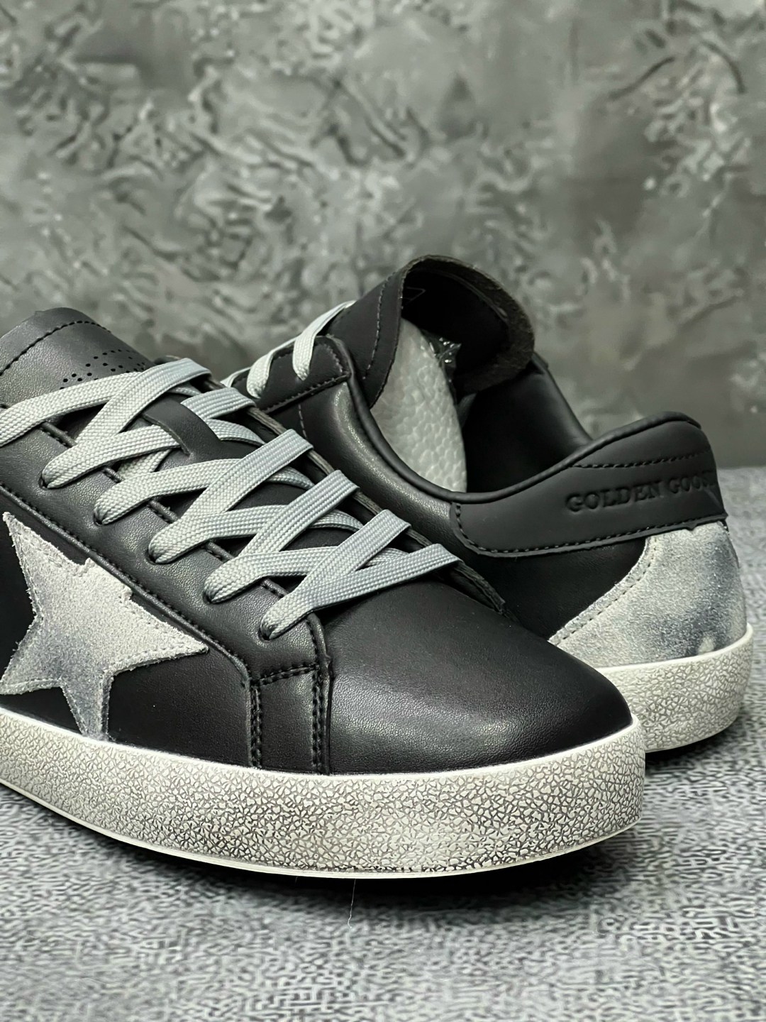 golden goose кеды hi star на платформе черный,,golden goose чёрные кроссовки,golden goose hi star lo leather sneaker black & white,кеды golden goose