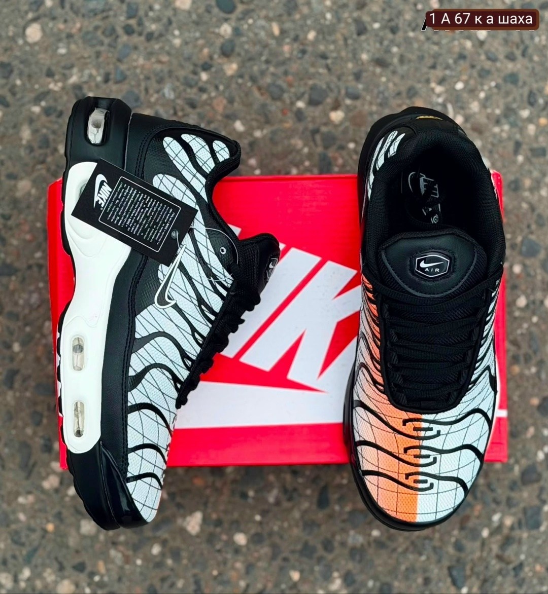 кроссовки nike air max tn plus,nike air max tn plus,кроссовки мужские nike air max plus,кроссовки nike air max tn plus ultra белые с серым,кроссовки nike air max plus
