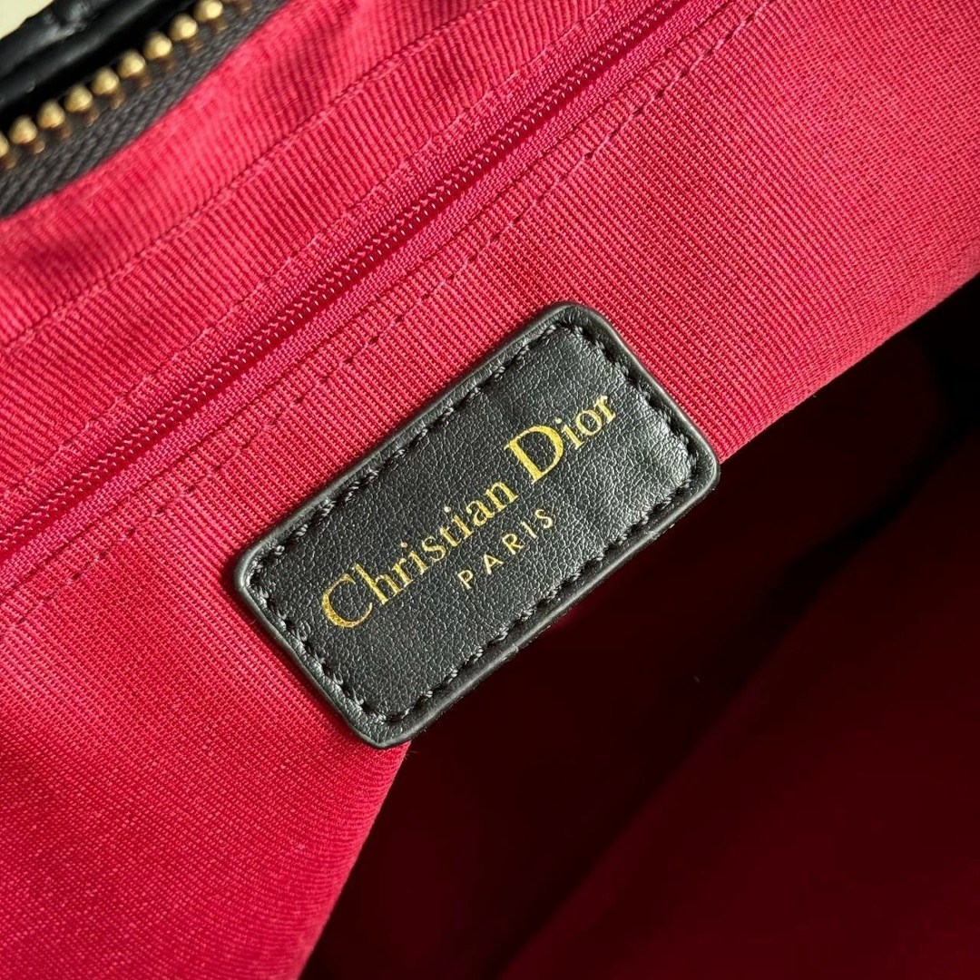 cумка christian dior,dior сумка,сумка женская dior,диор сумка,серая сумка