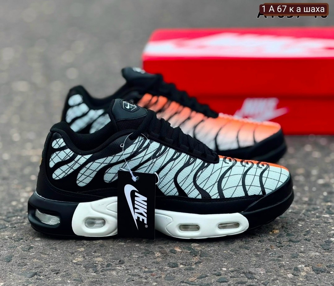 кроссовки nike air max tn plus,nike air max tn plus,кроссовки мужские nike air max plus,кроссовки nike air max tn plus ultra белые с серым,кроссовки nike air max plus