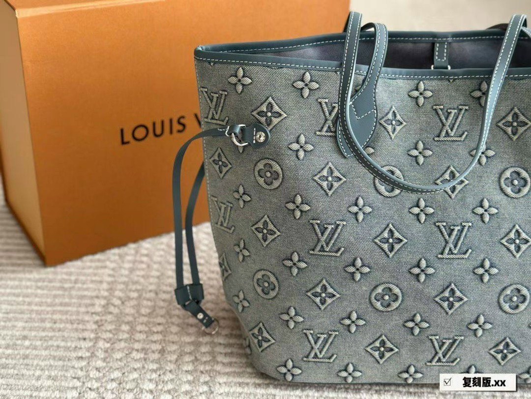 сумка женская louis vuitton,cумка louis vuitton,сумка луи виттон голубая,louis vuitton сумка на плечо,модная женская сумка