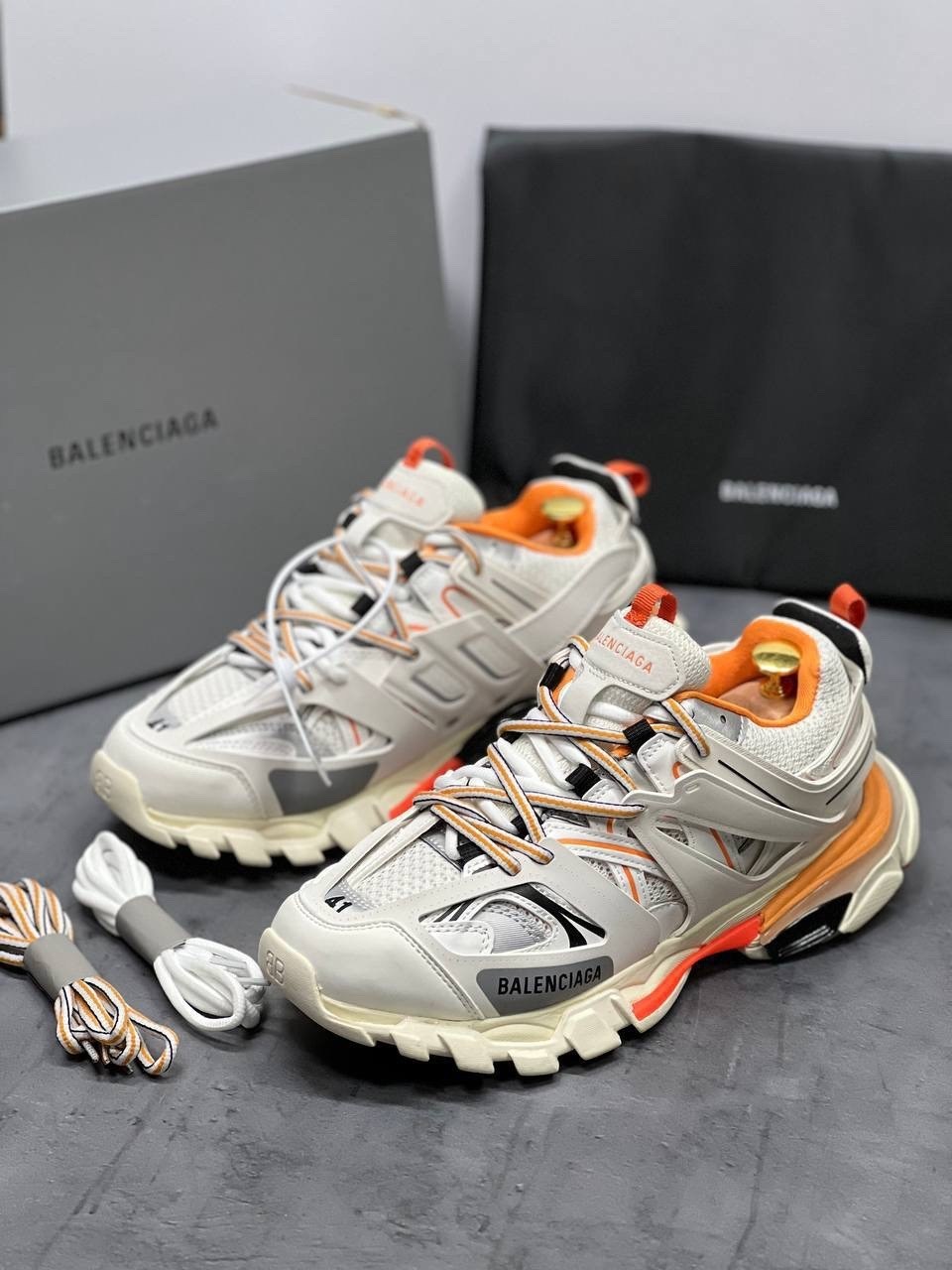 кроссовки balenciaga track,кроссовки женские balenciaga,кроссовки balenciaga track 1,balenciaga tracks orange and white,кроссовки баленсиага