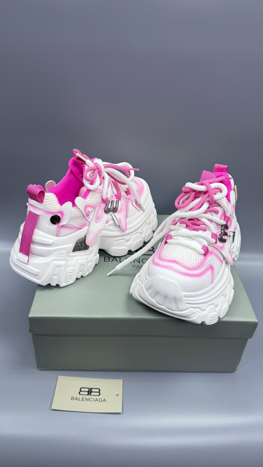 кроссовки женские balenciaga,кроссовки balenciaga,баленсиага кроссовки женские,balenciaga кроссовки оригинал розовые,женские кроссовки balenciaga 3xl серебристые с розовым