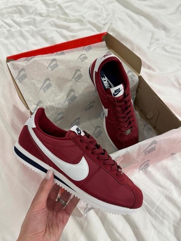кроссовки nike cortez бордовые,кроссовки nike classic cortez,nike classic cortez,кроссовки nike cortez,кроссовки cortez