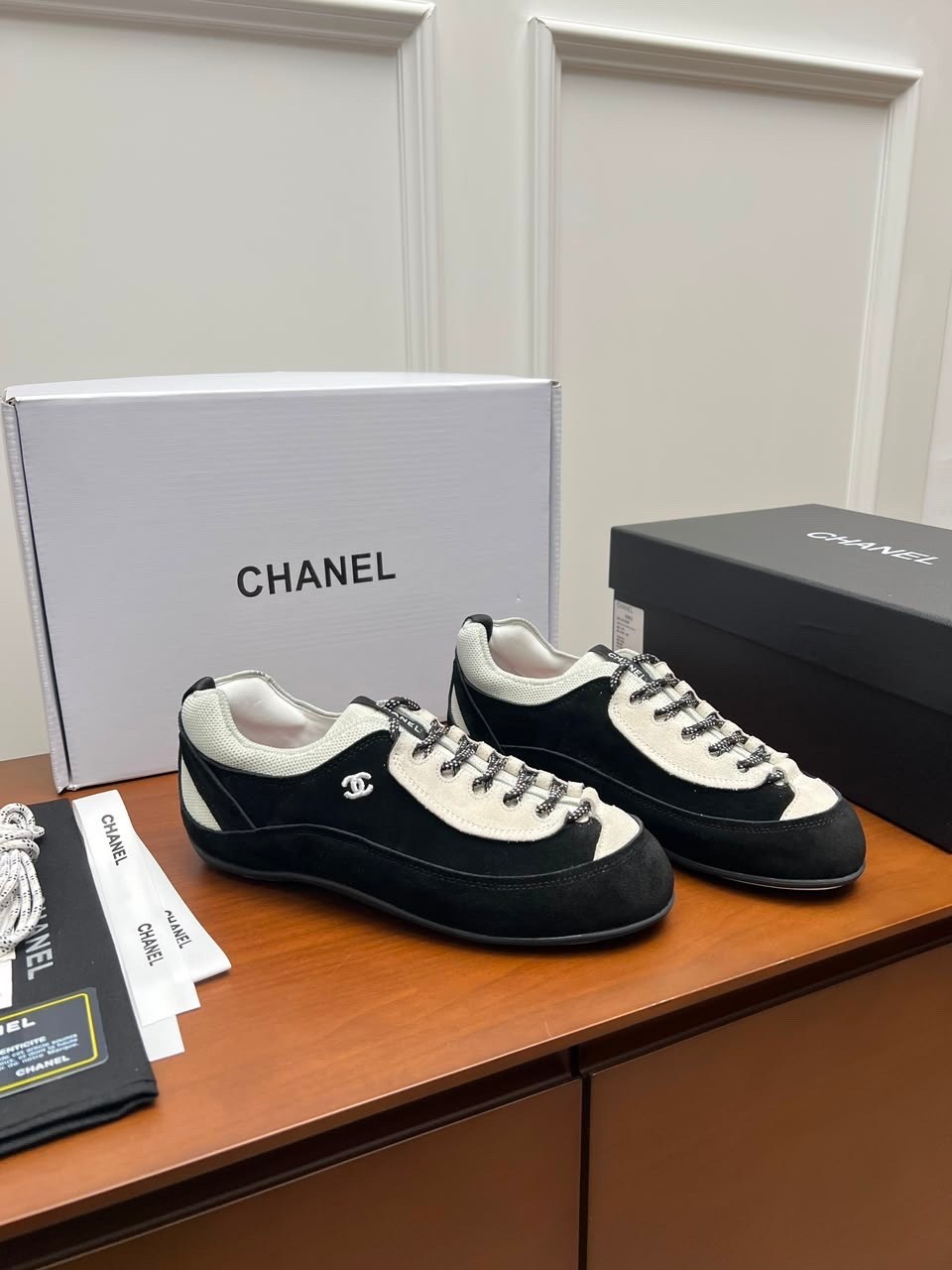 кроссовки женские chanel,кеды chanel,chanel кроссовки,,шанель кеды