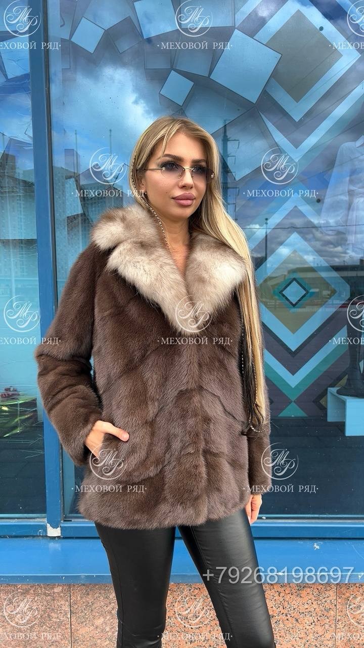 шубка из меха европейской норки,норковая шуба с капюшоном из куницы каменки,шубка,норковая шуба,норковая шуба с капюшоном из куницы