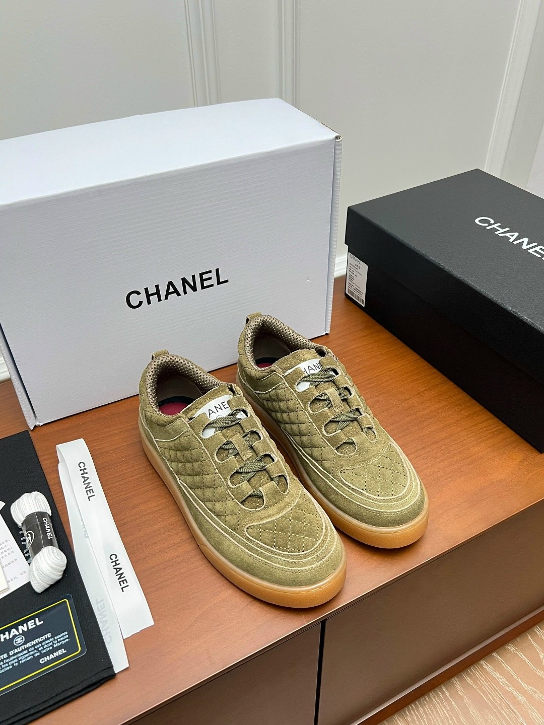 chanel кроссовки,кроссовки женские chanel,кеды chanel,кеды женские chanel,