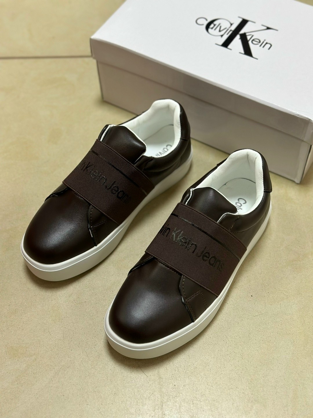 ,слипоны кельвин кляйн,кроссовки calvin klein женские, calvin klein, женская