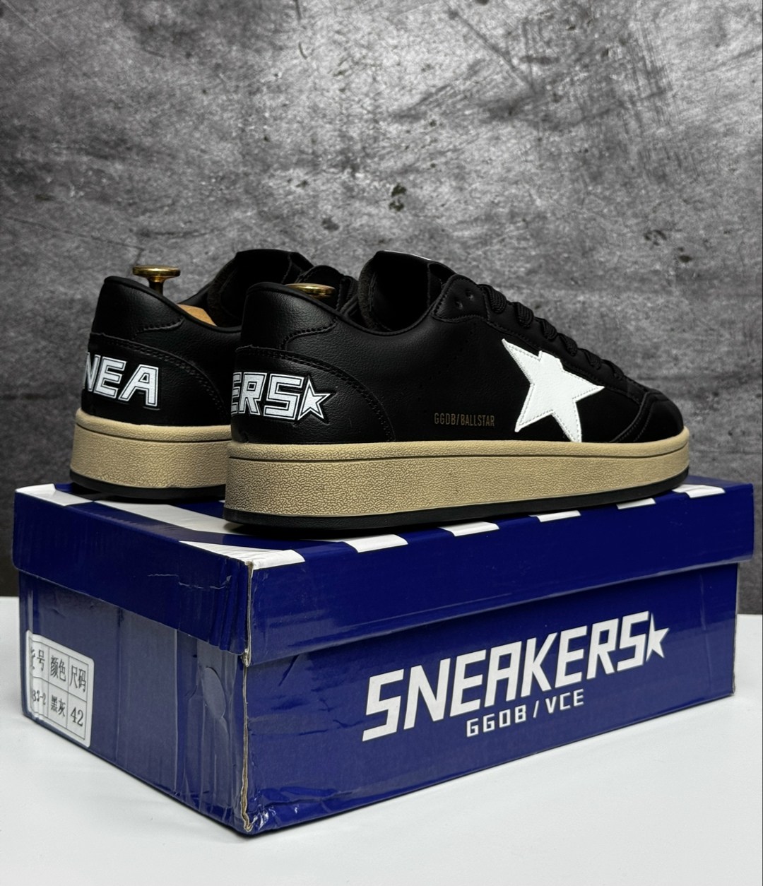 мужские кроссовки golden goose ball star leather/suede star,кроссовки golden goose,кроссовки ball star черного и белого цвета golden goose,,golden goose кеды hi star на платформе черный
