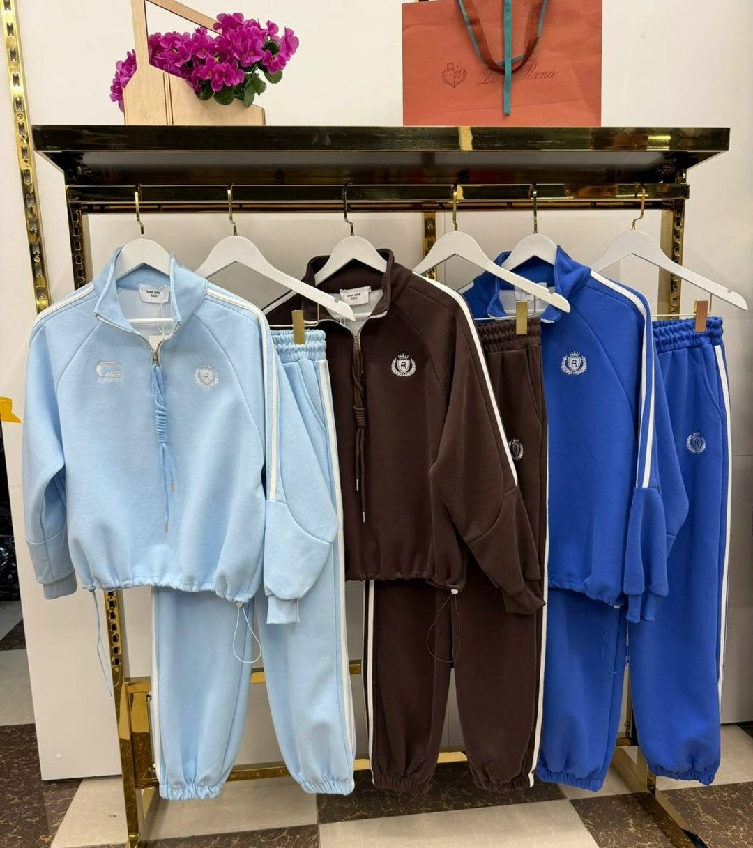 спортивный костюм,костюм женский,спортивный костюм celine,модный костюм,костюм женский спортивный