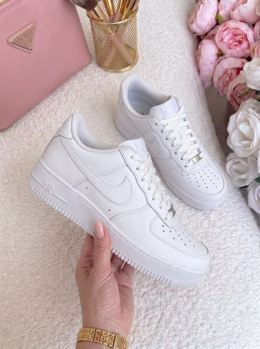 кроссовки nike air force 1 форсы белые кеды,женские кроссовки nike air force 1 07 white one,nike air force 1,кроссовки nike air force 1,кроссовки nike air force 1 low white