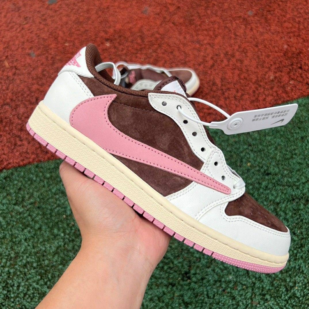 кроссовки travis scott x nike air jordan 1 low og,air jordan 1 low travis scott,кроссовки nike travis scott x air jordan 1 low,кроссовки travis scott x air jordan 1 low,кроссовки nike travis scott x a