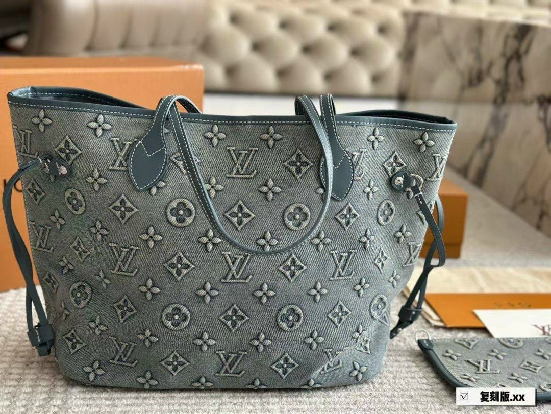 сумка женская louis vuitton,cумка louis vuitton,сумка луи виттон голубая,louis vuitton сумка на плечо,модная женская сумка