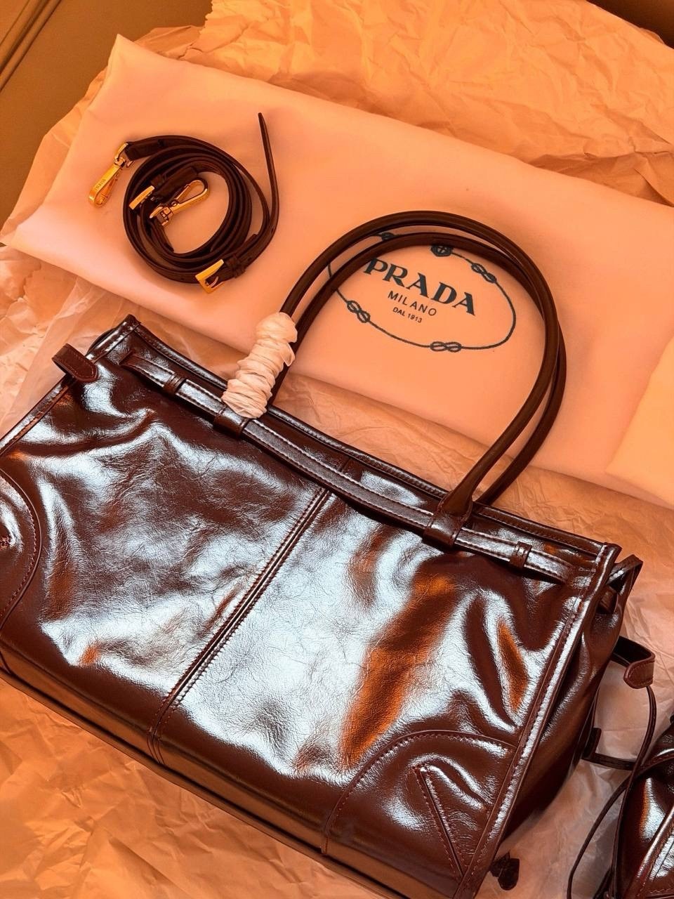 сумка женская prada,сумка prada,сумка prada натуральная кожа 32-16,прада сумка женская,prada большая кожаная сумка коричневый