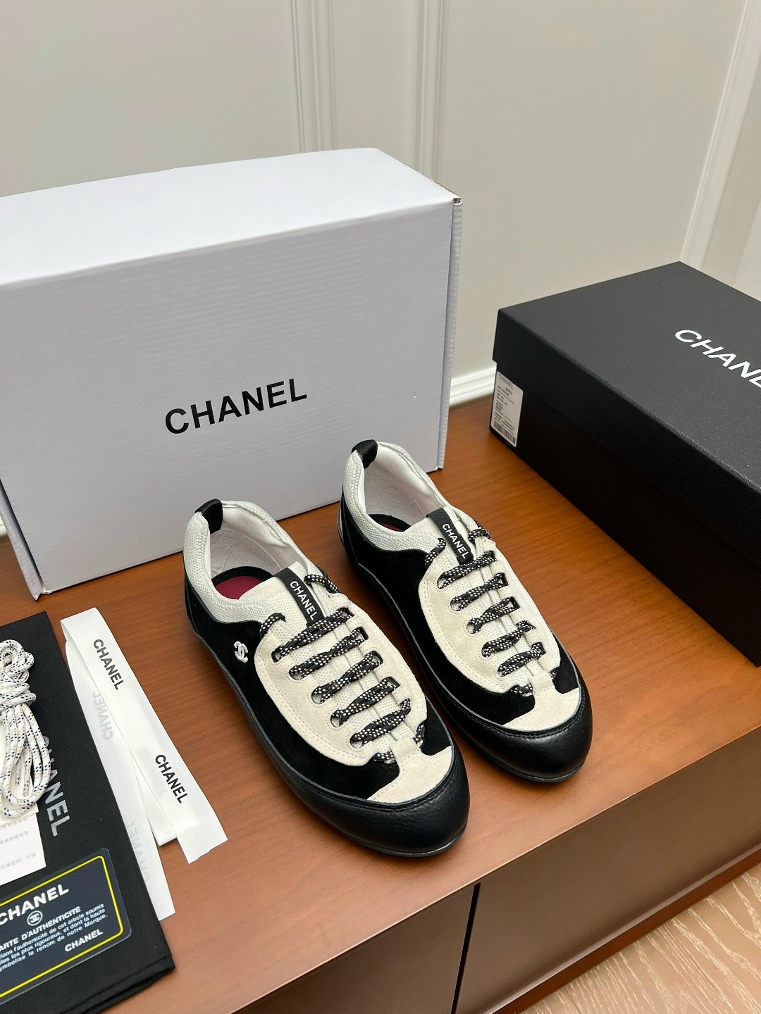 кроссовки женские chanel,кеды chanel,chanel кроссовки,,шанель кеды