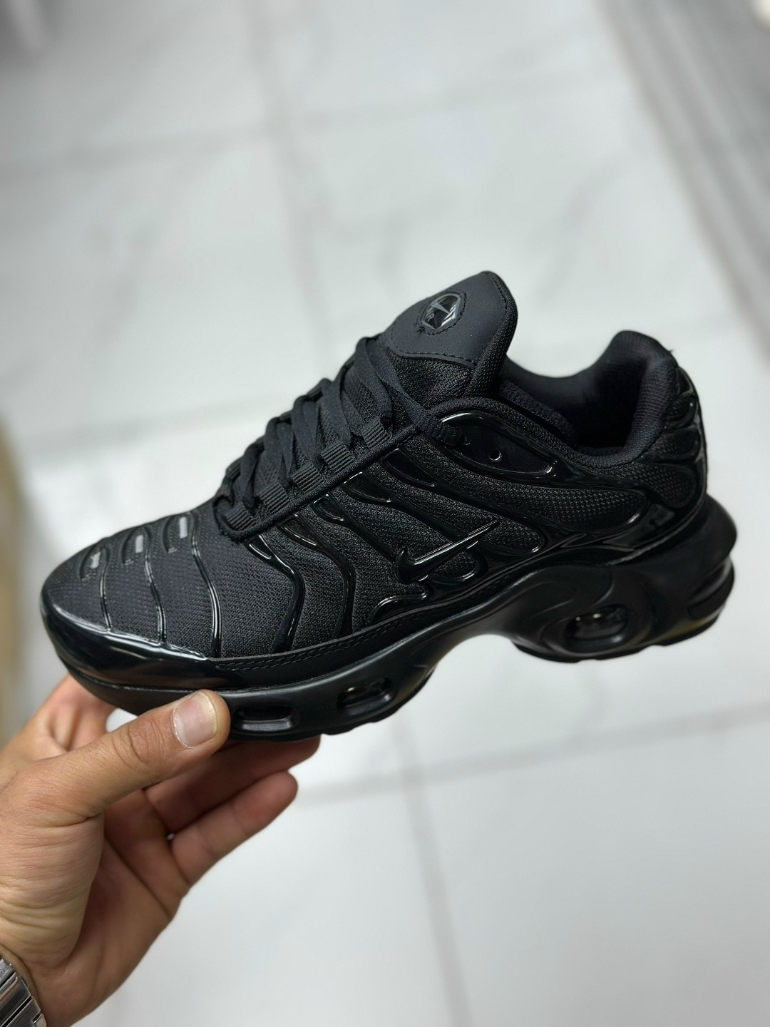 nike air max plus tn,кроссовки nike air max plus tn,кроссовки,nike air max plus,nike air max tn