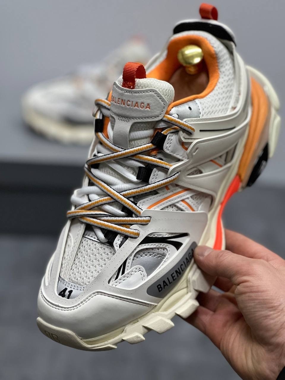 кроссовки balenciaga track,кроссовки женские balenciaga,кроссовки balenciaga track 1,balenciaga tracks orange and white,кроссовки баленсиага