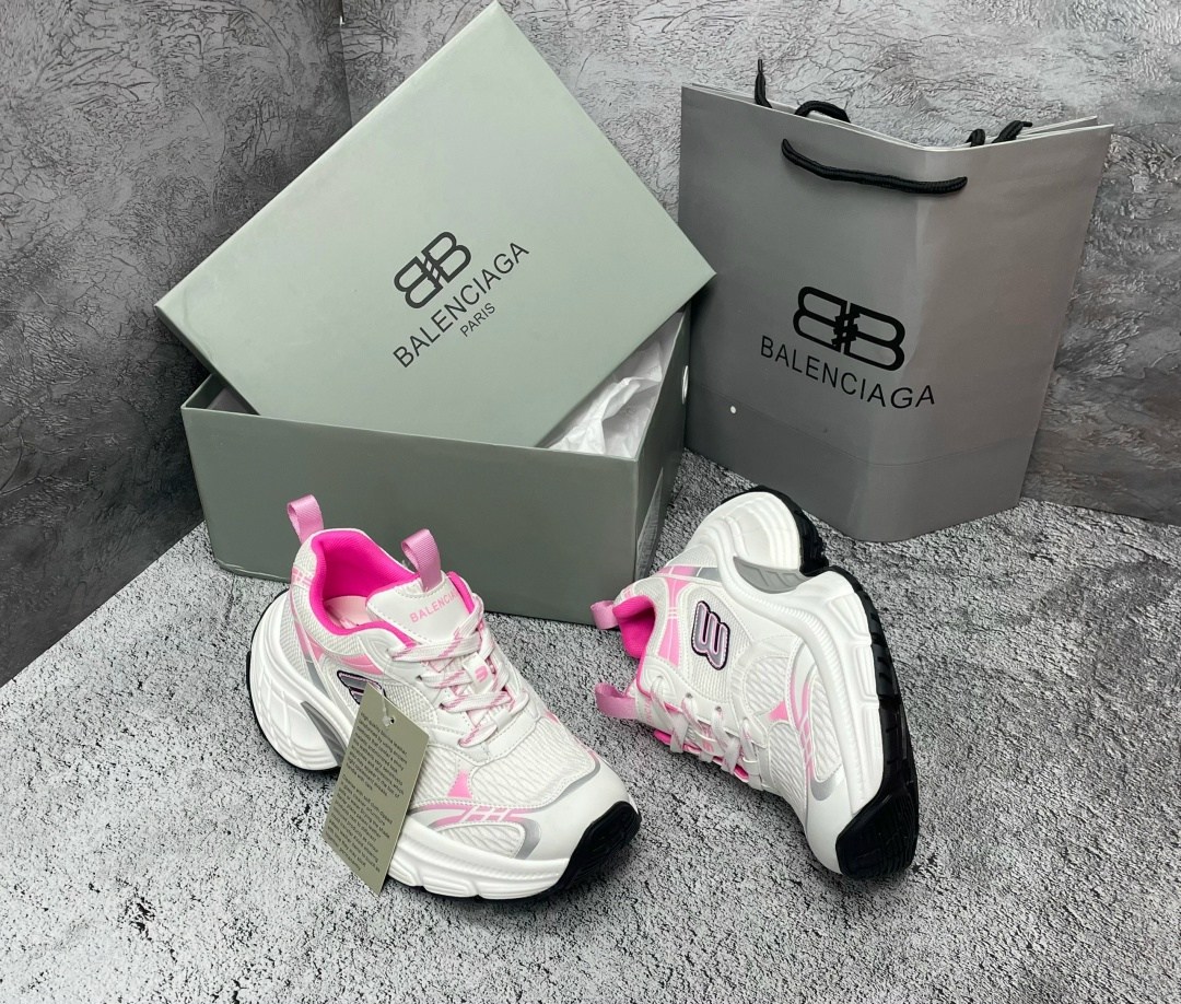 кроссовки женские balenciaga,balenciaga кроссовки,balenciaga кроссовки оригинал розовые,кроссовки женские balenciaga elkami 209366244,кроссовки баленсиага женские