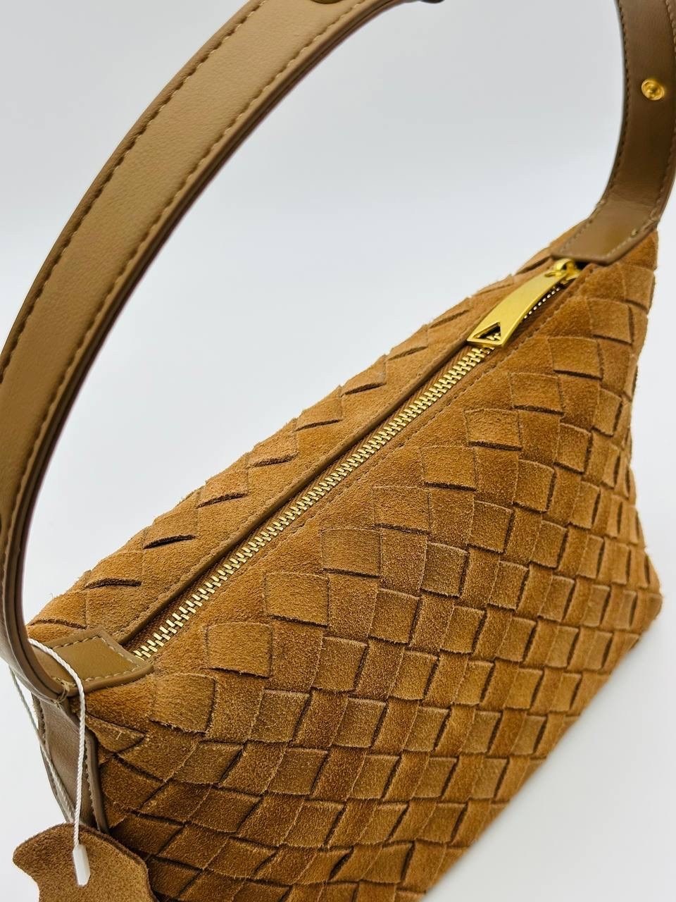 bottega veneta сумка,сумка женская bottega veneta,сумки плетеная,замшевая сумка,сумка bottega veneta коричневый