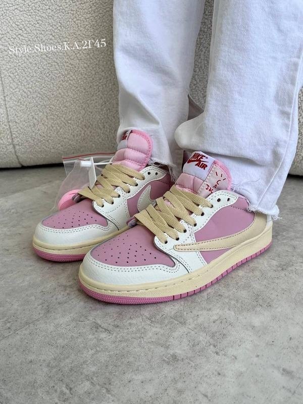 travis scott x air jordan 1 low sail shy pink,кроссовки travis scott x air jordan 1 low sail shy pink,nike air jordan 1 low x travis scott,nike air jordan 1 low travis scott shy pink,nike air jordan 1