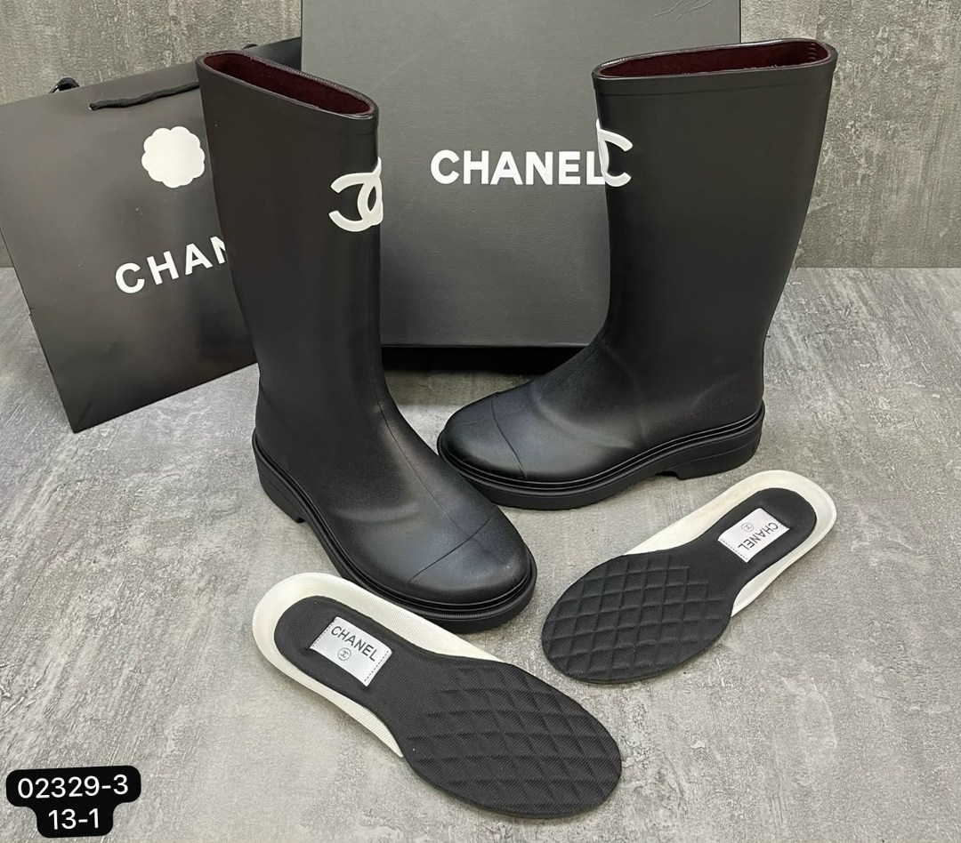 резиновые сапоги chanel,сапоги chanel,резиновые сапоги шанель,сапоги шанель,сапоги chanel для города осенью