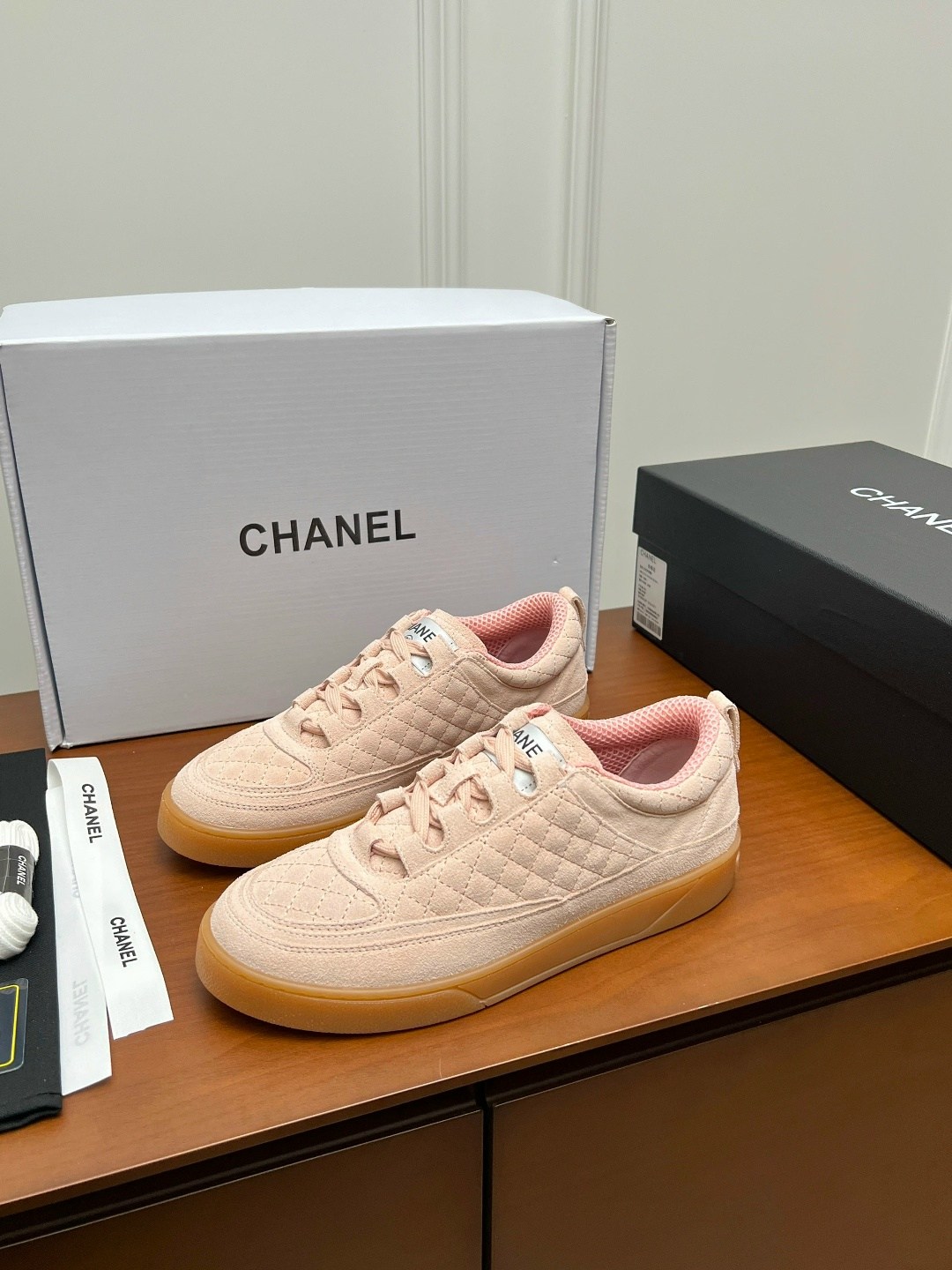 chanel кроссовки,кроссовки женские chanel,кеды chanel,кеды женские chanel,