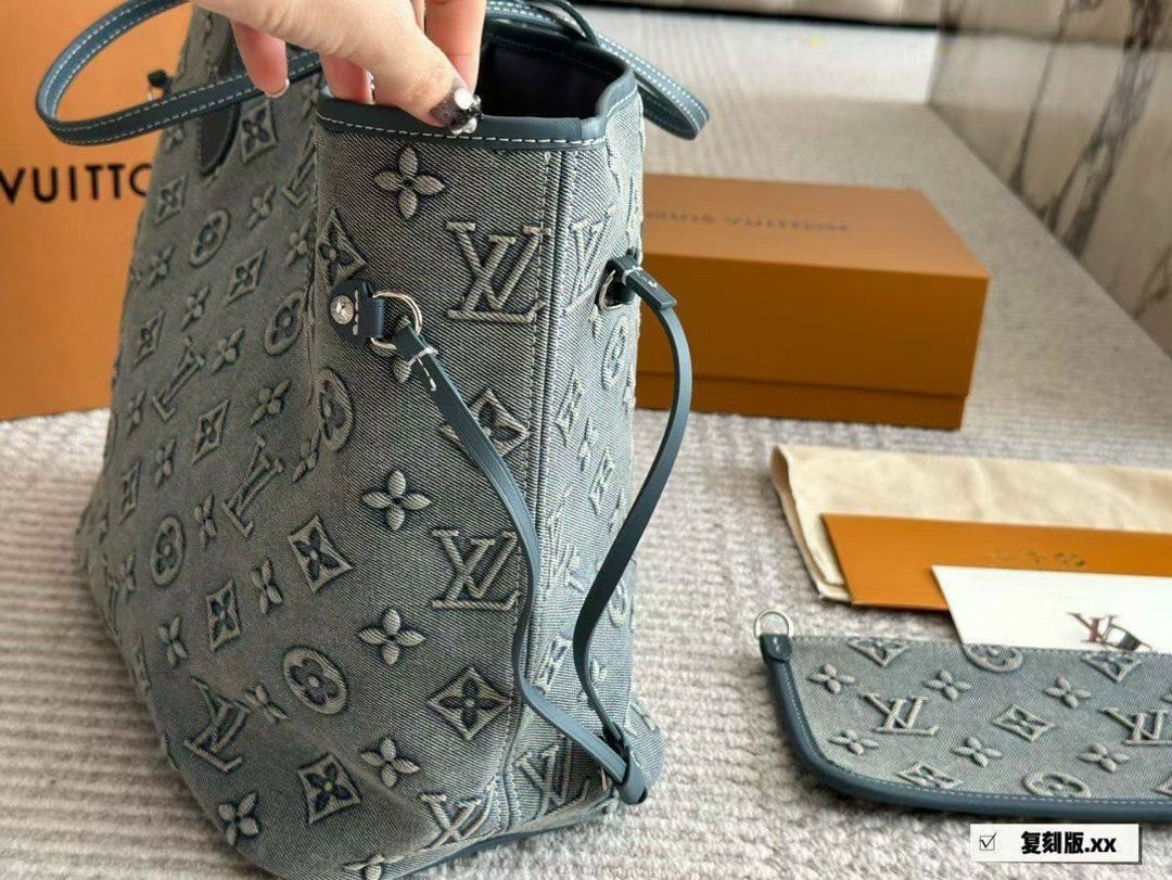 сумка женская louis vuitton,cумка louis vuitton,сумка луи виттон голубая,louis vuitton сумка на плечо,модная женская сумка