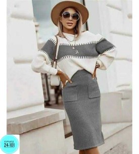 Костюм