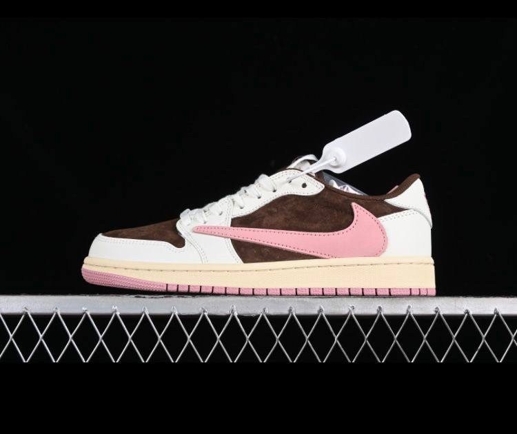 кроссовки travis scott x nike air jordan 1 low og,air jordan 1 low travis scott,кроссовки nike travis scott x air jordan 1 low,кроссовки travis scott x air jordan 1 low,кроссовки nike travis scott x a