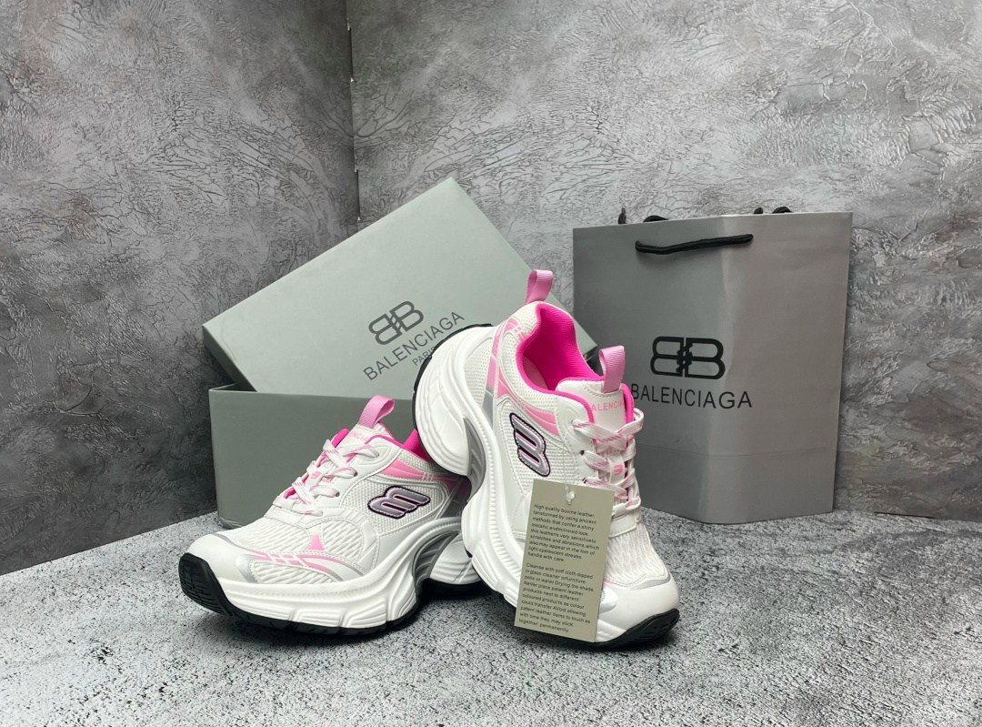 кроссовки женские balenciaga,balenciaga кроссовки,balenciaga кроссовки оригинал розовые,кроссовки женские balenciaga elkami 209366244,кроссовки баленсиага женские