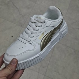 Кроссовки