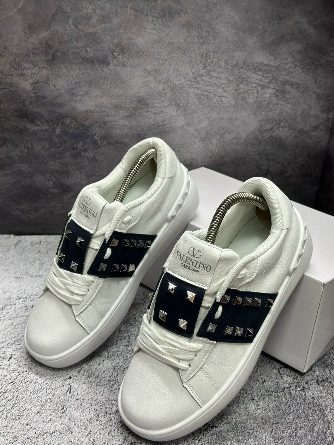 кроссовки женские valentino,,кеды валентино гаравани женские,кроссовки valentino,кеды валентино женские