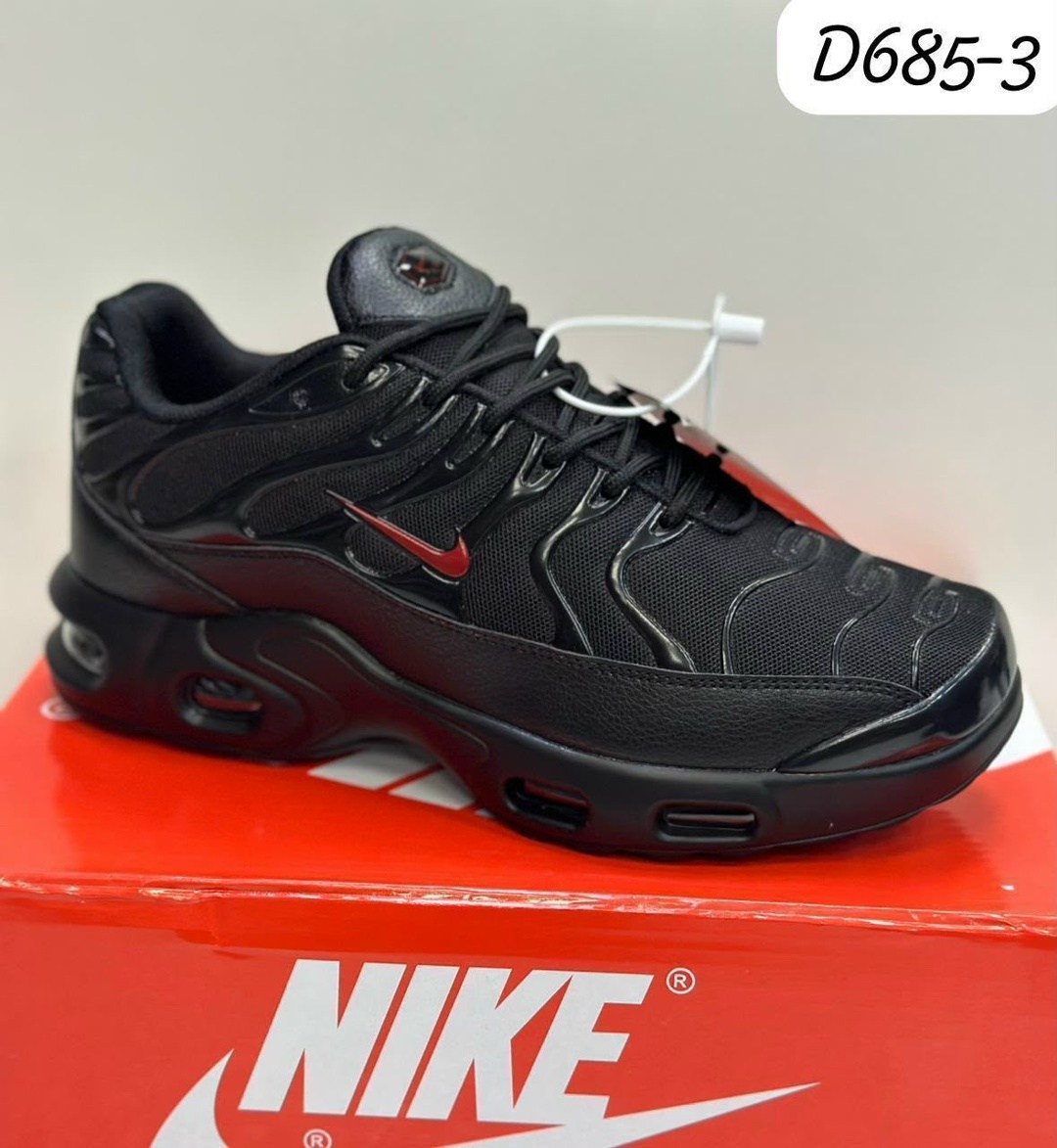 кроссовки nike air max tn plus,кроссовки мужские nike air max tn plus,nike air max plus tn,nike tn air max plus black,кроссовки nike air max plus